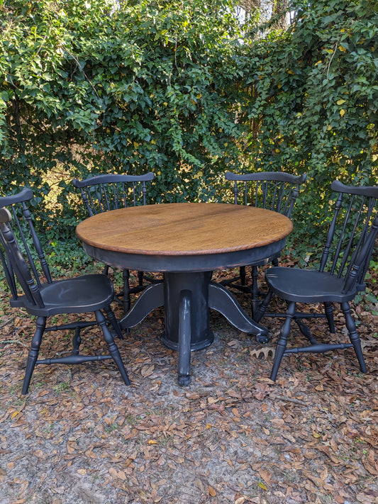 Oak Round Dining Table Set
